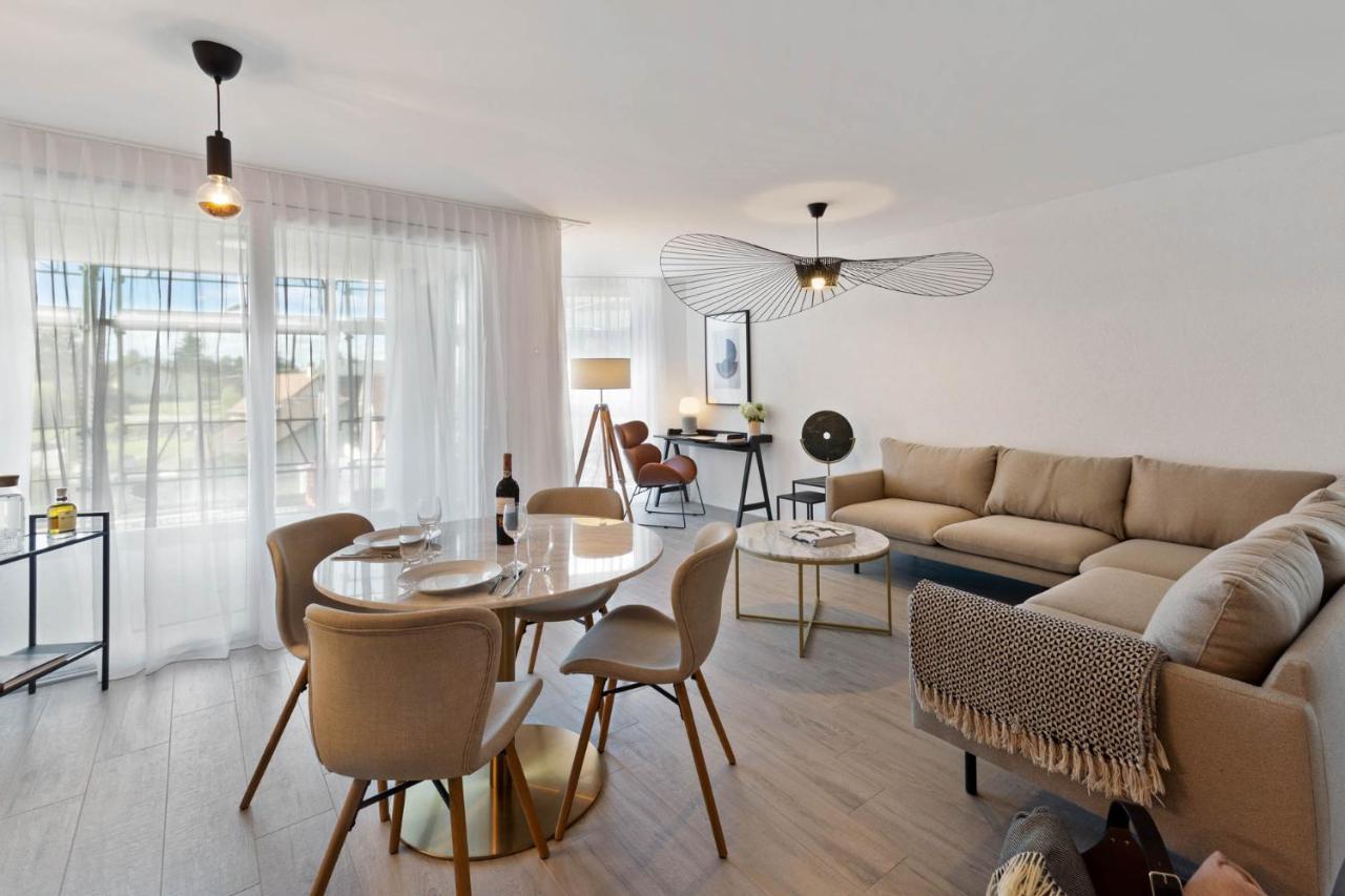 Epalinges Olympia Homes Beautifully Furnished Flats מראה חיצוני תמונה